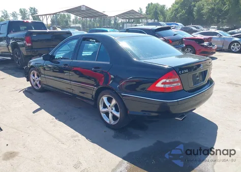 2006 Mercedes-Benz C 230 Sport из США, поврежденный, VIN WDBRF52HX6F749740